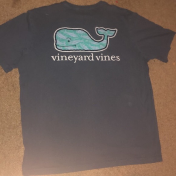 Men’s Vineyard vines t-shirt - Picture 2 of 2